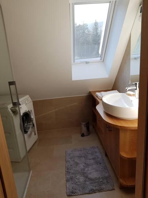 Chalet-Suedsteiermark - Traumhafte Aussicht, Infinity Pool, Privatsphaere, Klima Und De-Luxe Ausstattung Schwanberg Dış mekan fotoğraf
