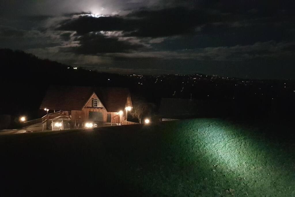 Chalet-Suedsteiermark - Traumhafte Aussicht, Infinity Pool, Privatsphaere, Klima Und De-Luxe Ausstattung Schwanberg Dış mekan fotoğraf